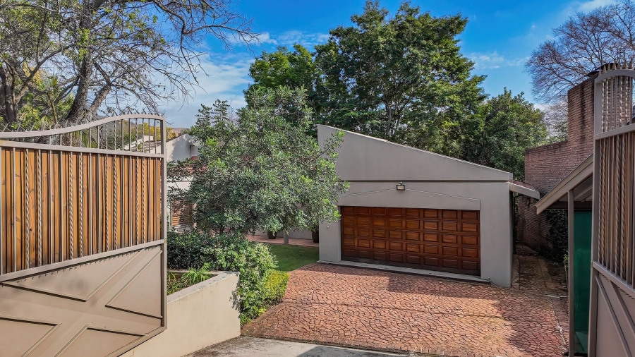 4 Bedroom Property for Sale in Protea Park North West